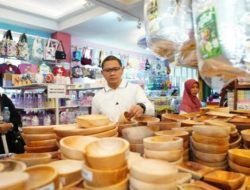 Ribuan Wisatawan ke Batu Saat Libur Panjang,  Pj Wali Kota Batu Pantau Secara Langsung Destinasi Wisata di Batu