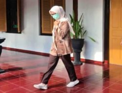 Diperiksa 6 Jam Dalam Kasus Dam Kali Bentak, Mantan Bupati Blitar Mak Rini Dicecar Penyidik Kejari Blitar 50 Pertanyaaan