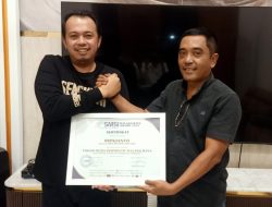 Konsisten Lewat Perjuangan Aksi Sosial Kemanusiaan, Ketua PP Kota Malang Ripkianto di Anugerahi SMSI Award Tokoh Muda Inspiratif