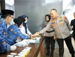 Komitmen Bersih Narkoba, 39 Pejabat Tinggi Polresta Malang Jalani Tes Urine Dadakan