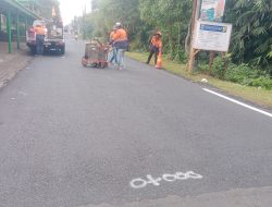 Disorot Publik, Dugaan Rehab Jalan Hotmix Kabupaten Malang Tidak Sesuai Spek
