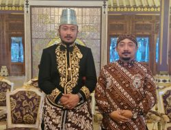 Sam Tito Wakili Malang Raya di Penobatan KGPH Hangabehi sebagai Pakubuwono XIV oleh Lembaga Dewan Adat