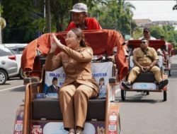 Inisiasi Gerakan Hemat BBM, Wawali Kota Blitar Elim Berangkat Kerja Naik Becak Motor Listrik Bantuan Presiden Prabowo