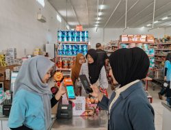 Digitalisasi Pembayaran Kian Meluas, BRI Situbondo Dampingi 183 Merchant Gunakan EDC