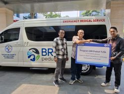 Warga Lumbang Kini Punya Ambulans untuk Percepat Rujukan Medis
