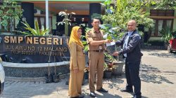 BRI Region 13 Malang Tanamkan Kepedulian Lingkungan Lewat 17 Bibit Pohon Produktif